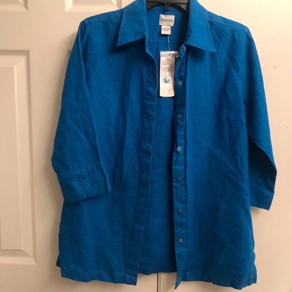 Chico’s beautiful blue button down blouse - Picture 1 of 6